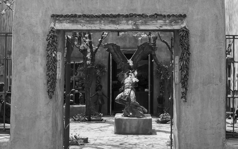 Best Art Galleries in Santa Fe, New Mexico